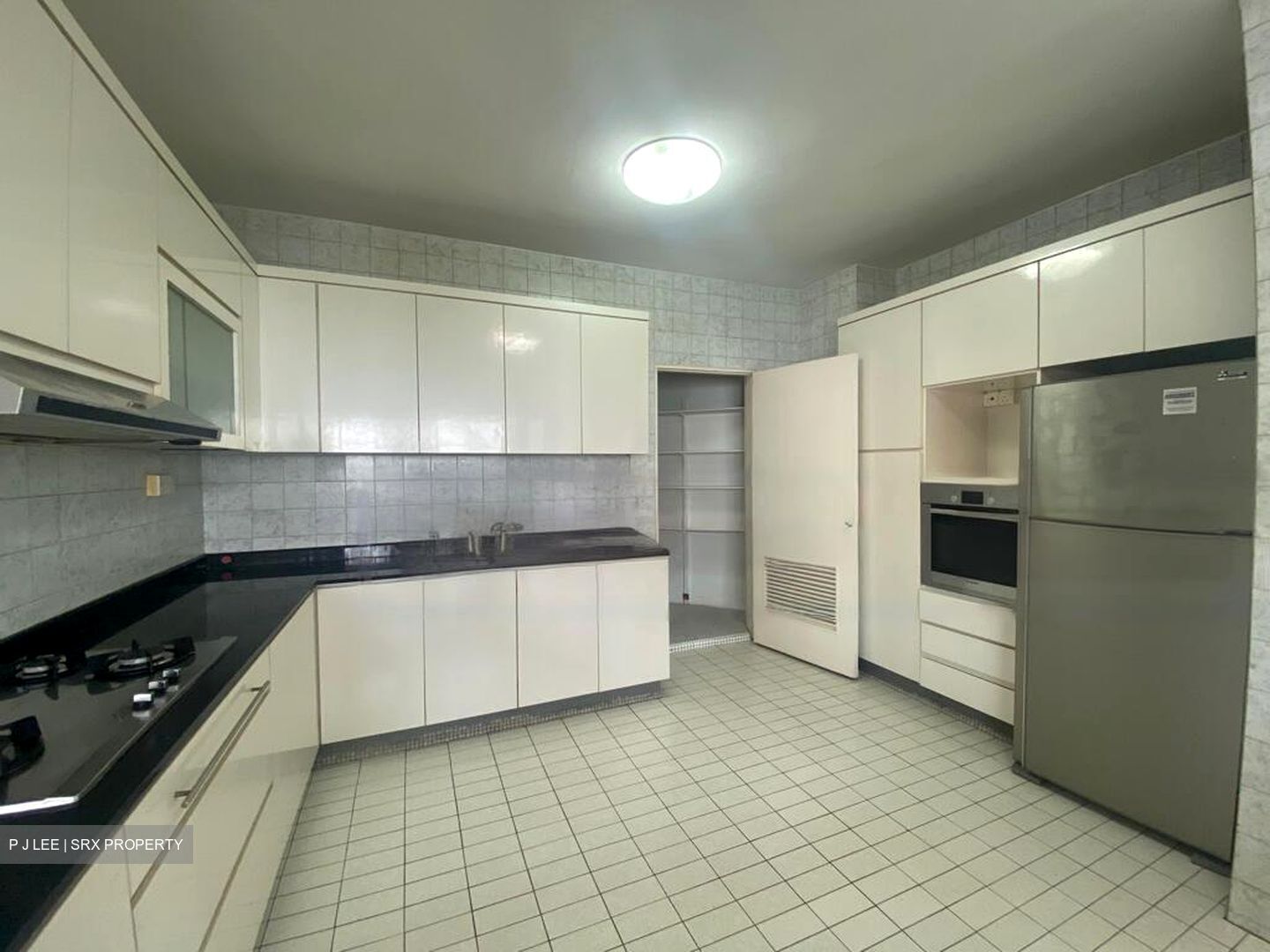 Leonie Towers (D9), Apartment #469702551
